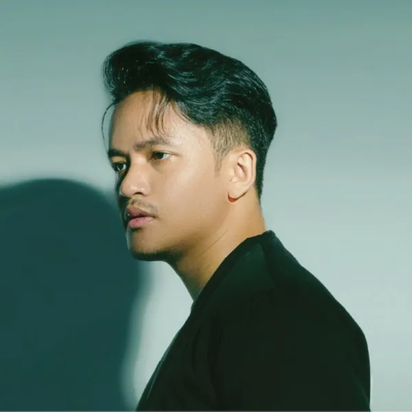 Cover album lagu Ruang Baru (From "My Annoying Brother") murni